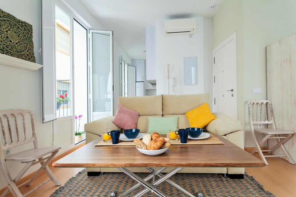 Hostly Acetres 1A Loft In City Center, Comunal Terrace, Fibre,Parking Optional Seville Exterior photo