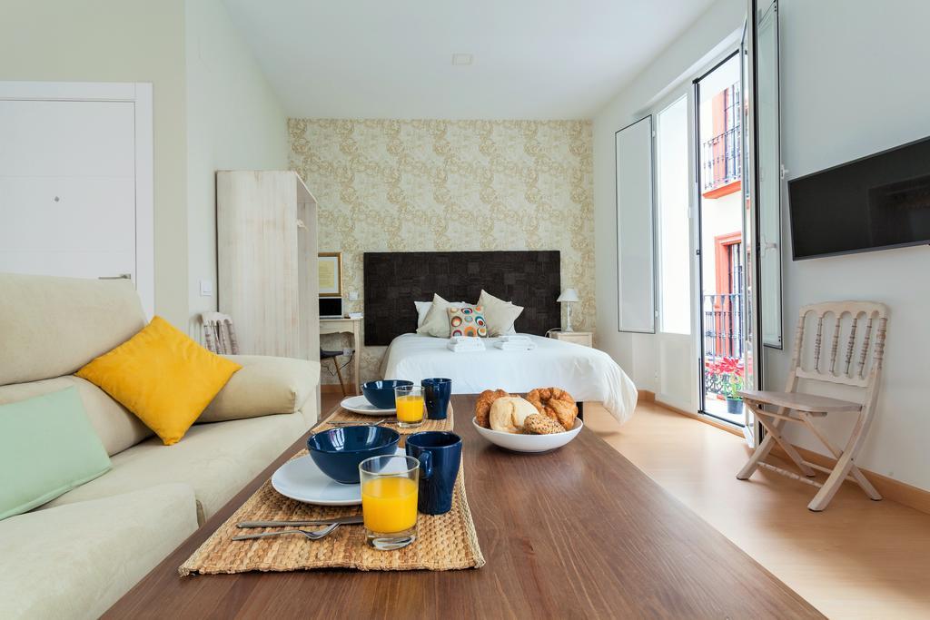 Hostly Acetres 1A Loft In City Center, Comunal Terrace, Fibre,Parking Optional Seville Exterior photo