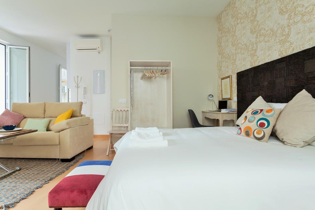 Hostly Acetres 1A Loft In City Center, Comunal Terrace, Fibre,Parking Optional Seville Exterior photo