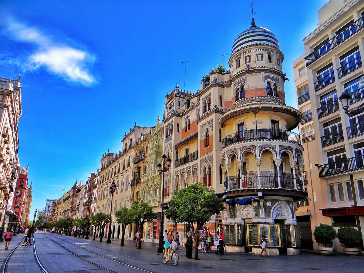 Hostly Acetres 1A Loft In City Center, Comunal Terrace, Fibre,Parking Optional Seville Exterior photo